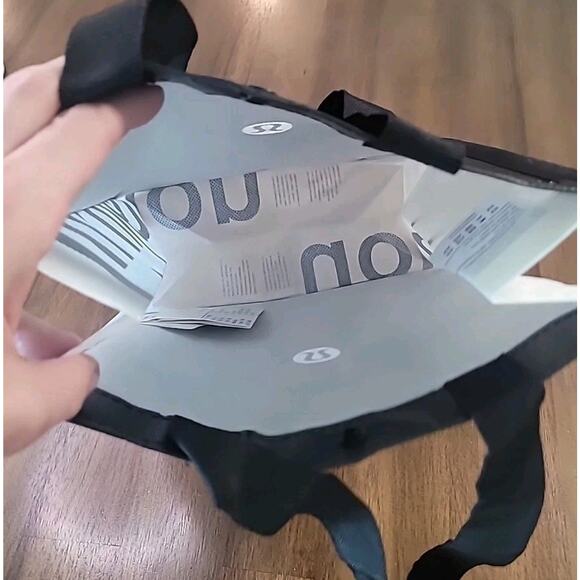 Lululemon Small Reusable Tote Bag – Black & White – Eco Bag - Picture 3 of 4